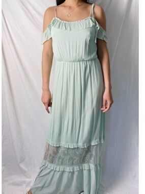 Women's Mint Green Maxi Dress with Ruffle Neckline